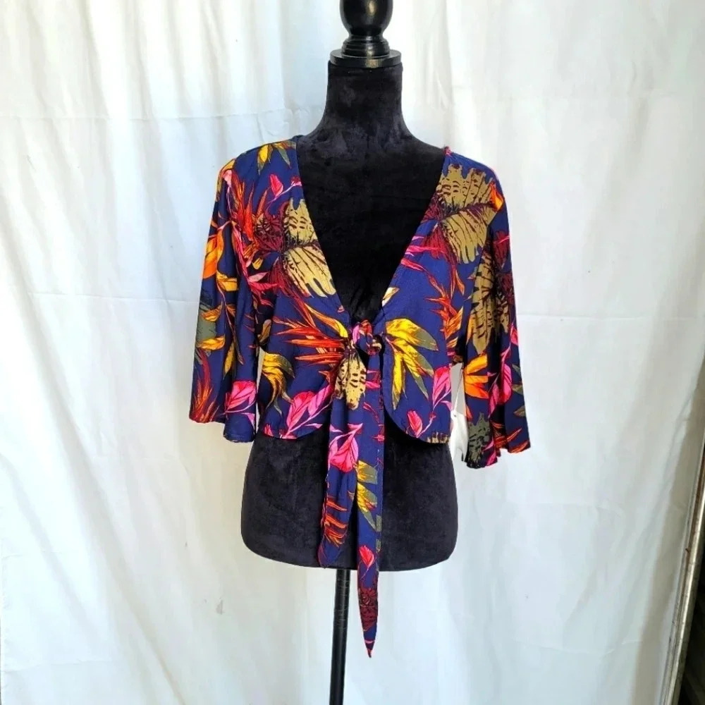 NWT MISS SELFIE Flowy Navy Floral Cropped Shrug Blouse Flared Sleeve Paradise XL